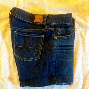 Women’s American Eagle  Stretch Jean Shorts Size 10